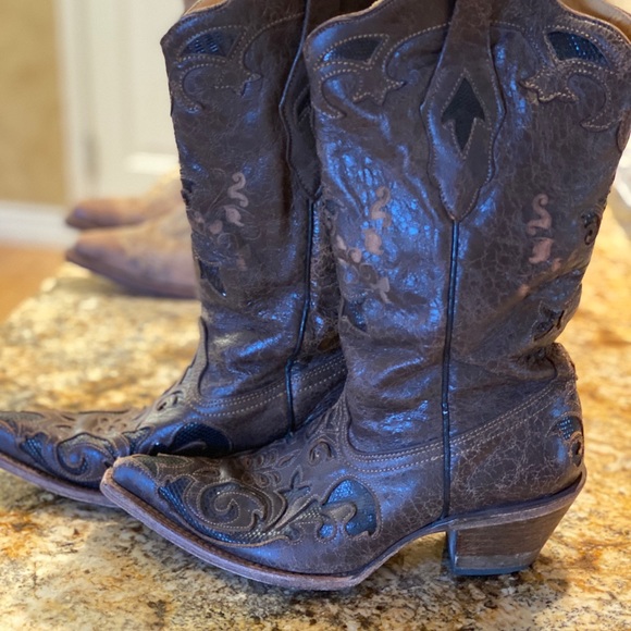 Lizard Inlay cowgirl boot-Like new- worn once - Picture 6 of 7